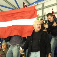 2007_11030032