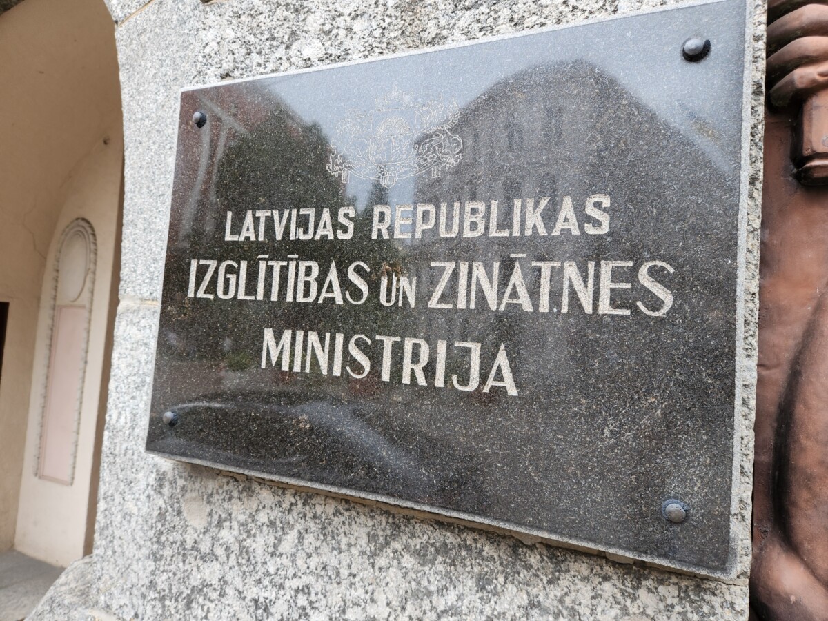 Izveidota Latvijas diasporas zinātnieku datubāze