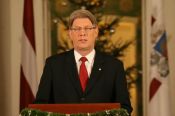 V.Zatlera un I.Godmaņa apsveikumi tautai.