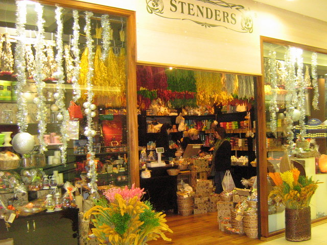 “Stenders” arī Droghedā.
