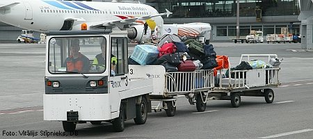 Arī airBaltic ievieš maksu par bagāžu.