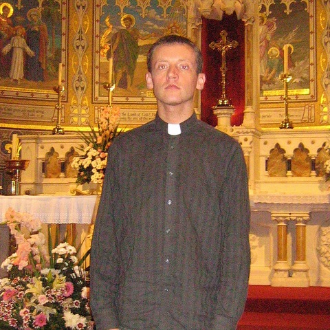 Mūžībā aizsaukts priesteris Artūrs Krištapovičs