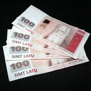 Valsts pārņem „Parex bankas” kontrolpaketi