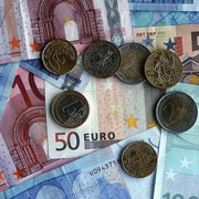 Atklāti par finanšu krīzi Latvijā