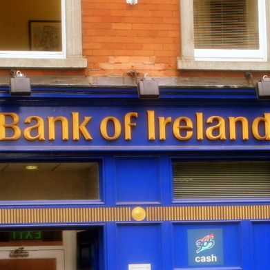 Īrijas valdība atbalstīs bankas