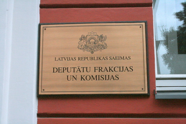 Sola risināt kredītņēmēju problēmas