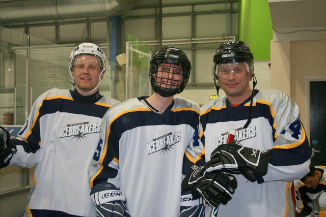 Icebreakers 2 vs Blackhawks – foto