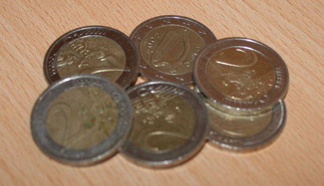 Euro vai eiro?