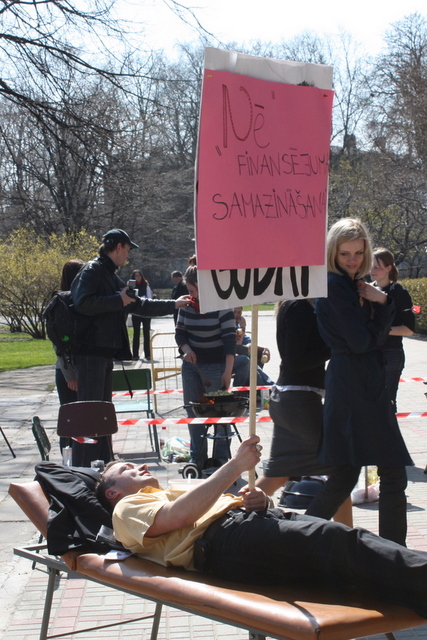 Latvijā protestē studenti – foto