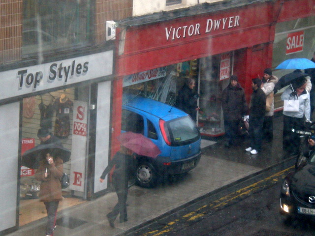 Drive – Thru