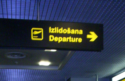 Puse Latvijas iedzīvotāju gatavi aizbraukt