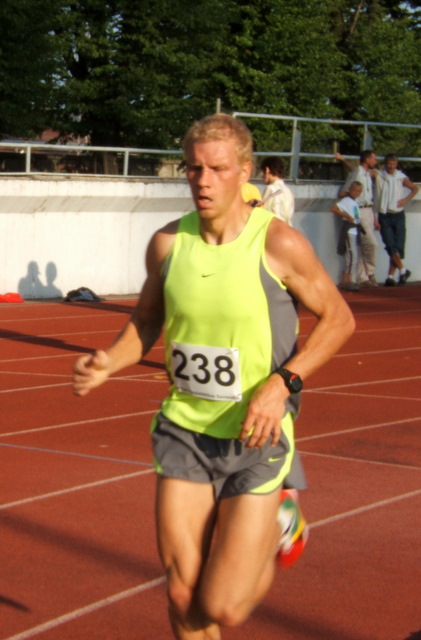 Trīs uzvaras četrās sacensībās