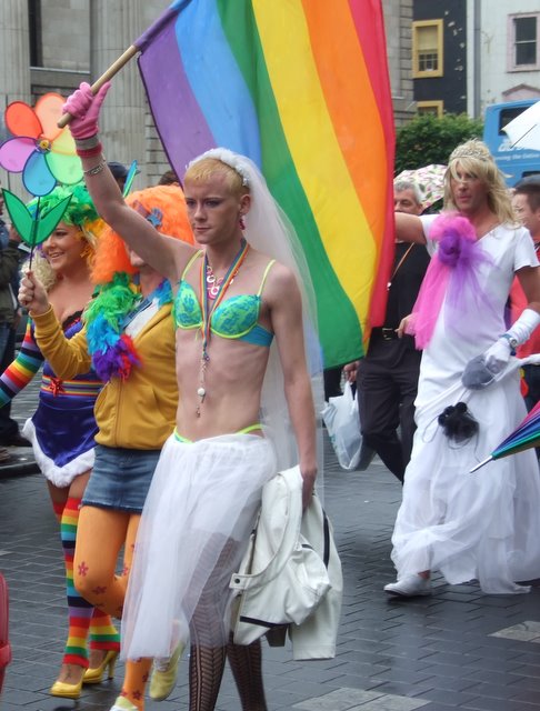 Rekomendācijas vidusskolām seksuālās orientācijas jautājumos