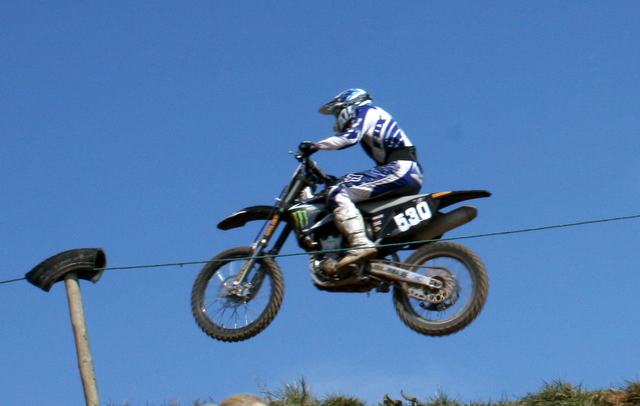 Latviešu motokrosisti Īrijas čempionātā