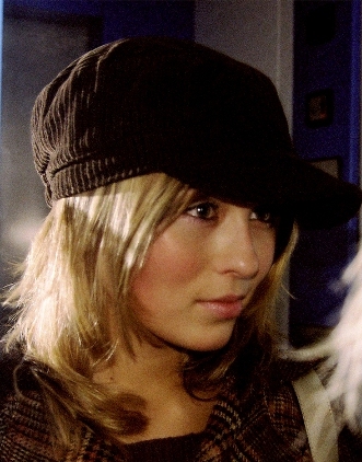 Lana cīnās