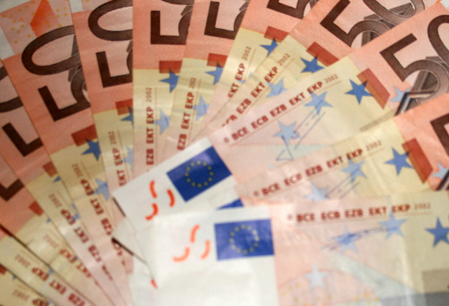 Īriju glābs 85 miljardi €