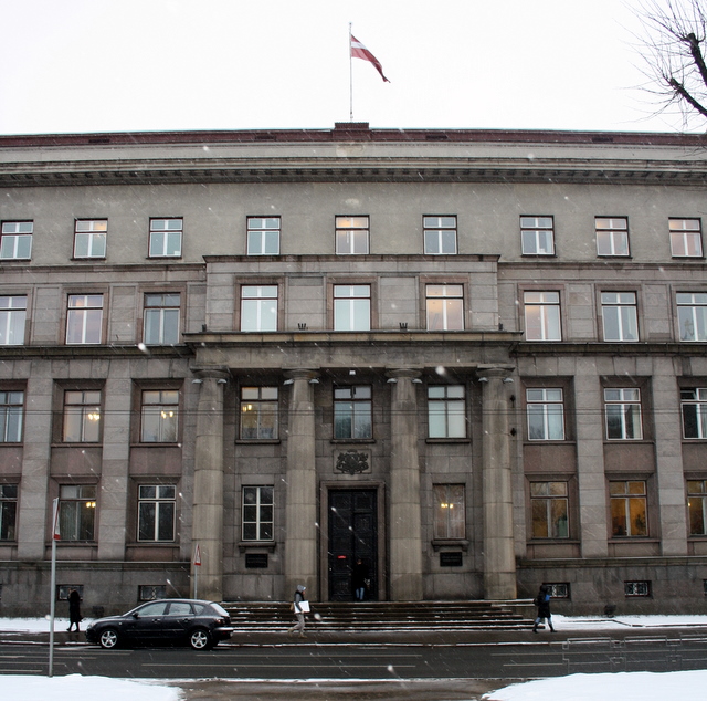 Latvijas valdība apstiprina pensijas vecuma paaugstināšanu