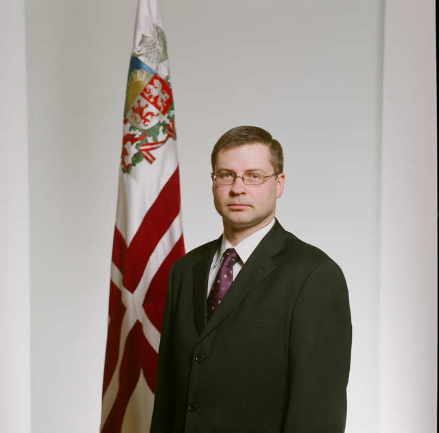 Premjera uzruna Latvijas Republikas proklamēšanas 94.gadadienā