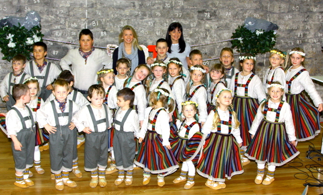 Bērnu deju kolektīvs “Taurenītis” aicina jaunus dalībniekus
