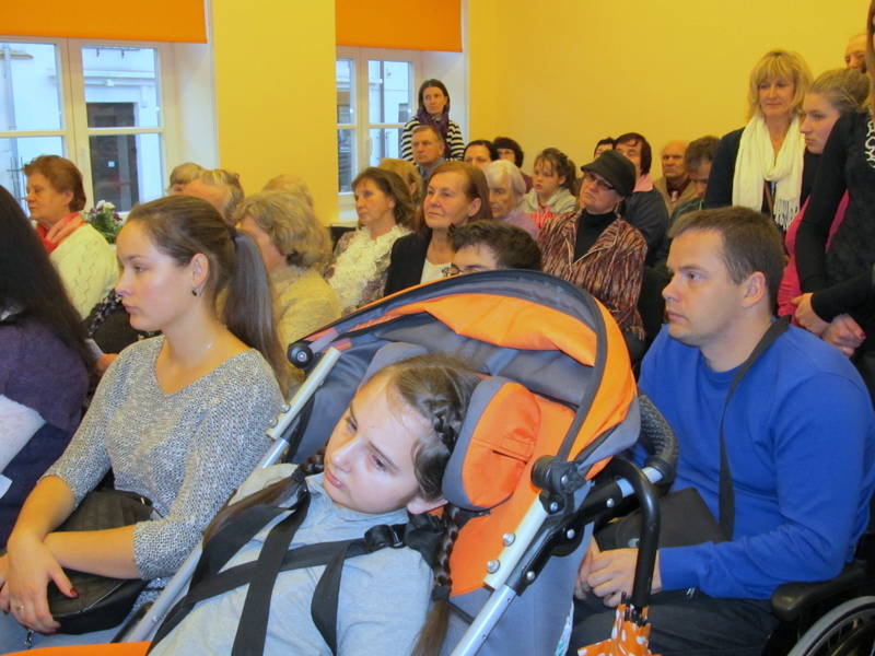 Lūgums palīdzēt bērniem un jauniešiem ar īpašām vajadzībām