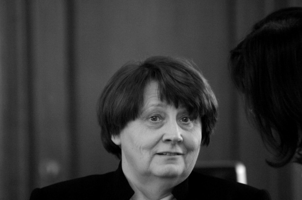 Straujuma partijām piedāvā ministriju sadalījumu