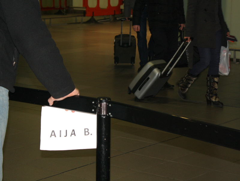 Policija atklāj divas fiktīvo laulību organizētāju grupas