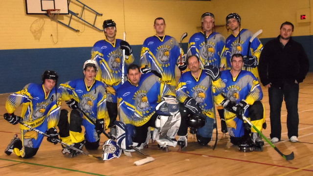 Longford Hawks B komanda – čempionāta līdere