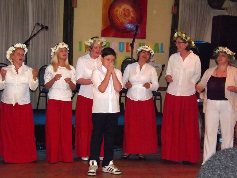 Castlebar(ā) ceļ saulītē Latvijas vārdu