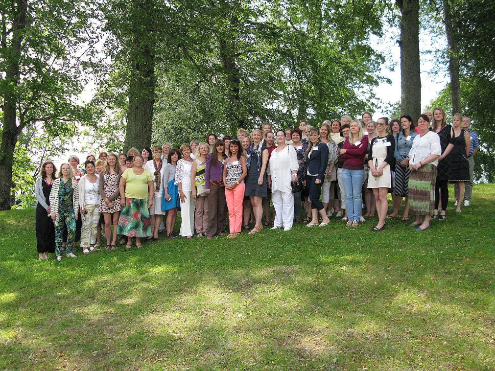 Jūlijā diasporas skolotāji pulcējās Jumurdas muižā