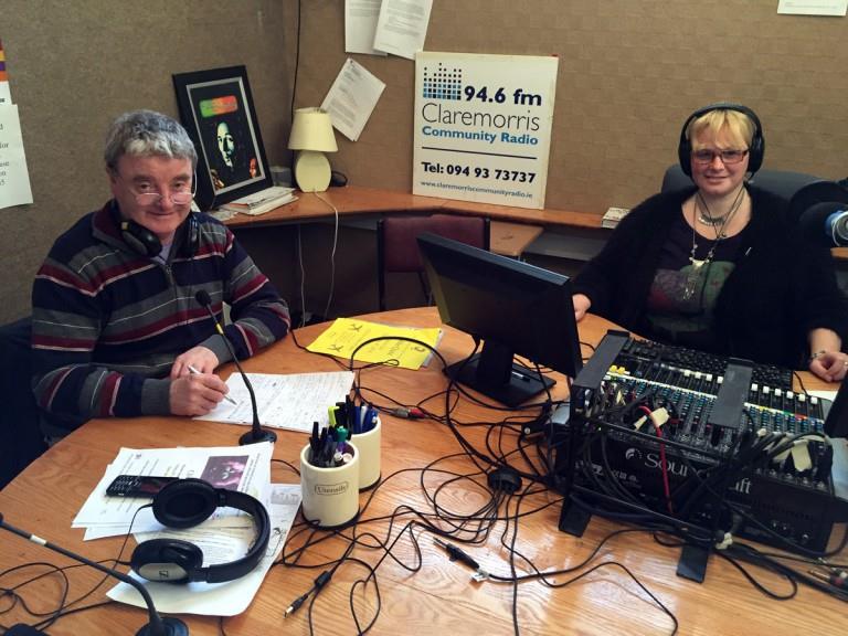 Claremorris Community Radio 96.4 FM uzsāk raidījumu ciklu Amber Show