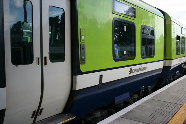 Streika draudu dēļ Irish Rail atliek plānus palielināt vilcienu kustības biežumu
