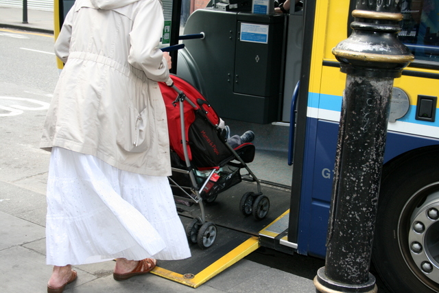 Ceturtdien un piektdien atkal streikos Dublinas autobusu vadītāji