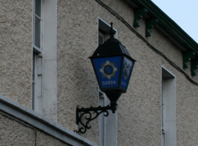Garda lūdz sniegt informāciju par uzbrukumu sievietei Portlaoise pilsētā