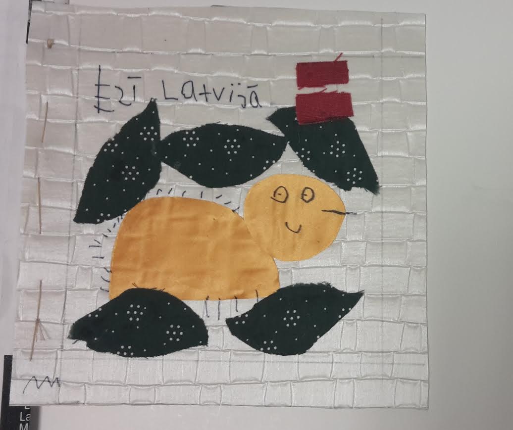 Īrijas latvieši aktīvi iesaistās Stāstu segas tapšanā