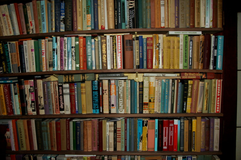 Mobilās bibliotēkas veidotāji aicina uz tikšanos grāmatu draugus