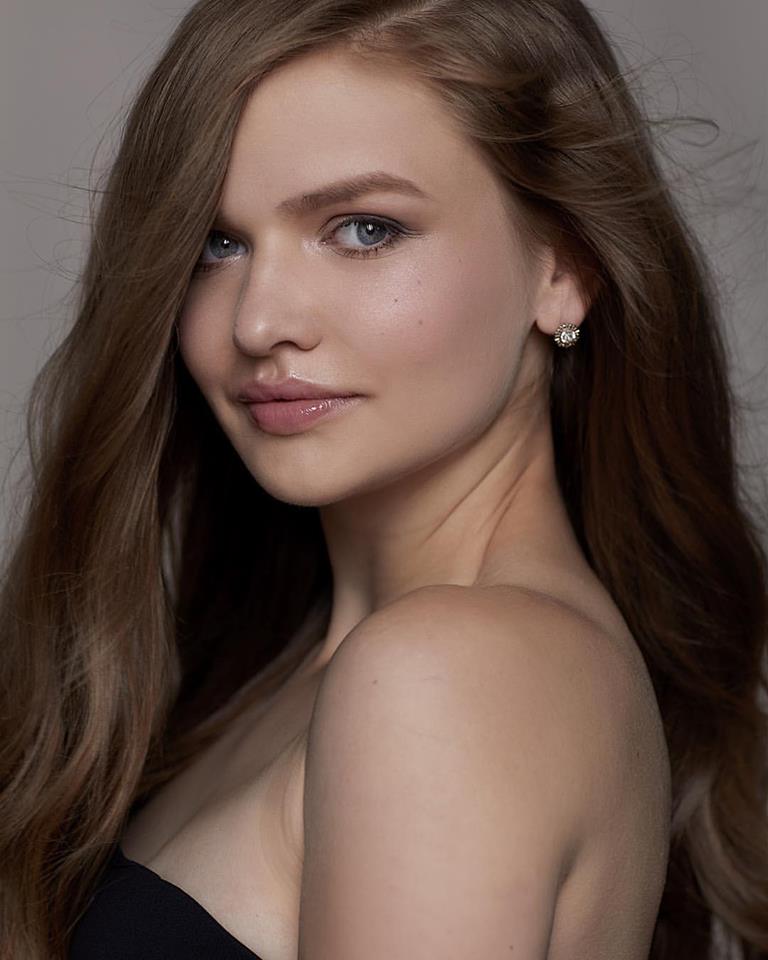 Miss Universe Ireland fināliste – latviete Alise Mūrniece