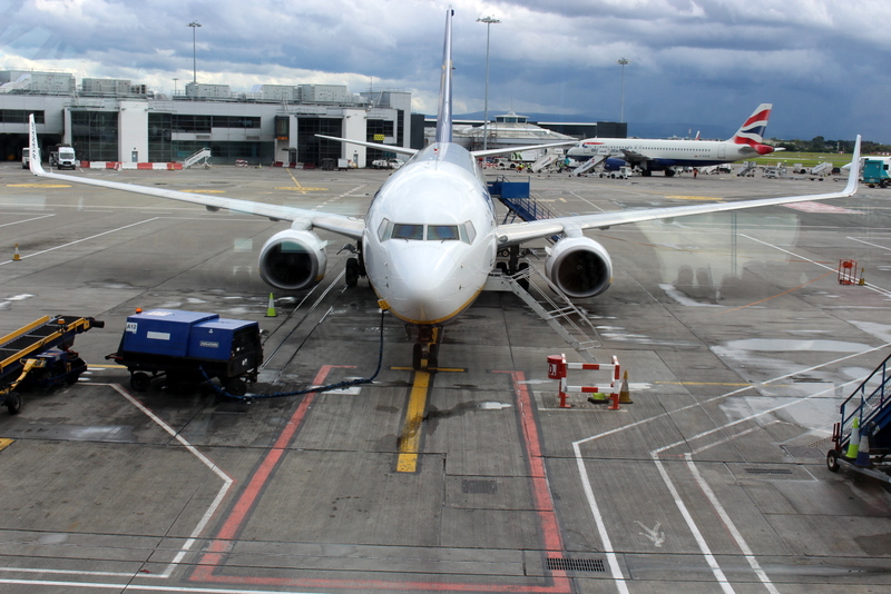 Ryanair aicina ieviest divu dzērienu limitu lidostās