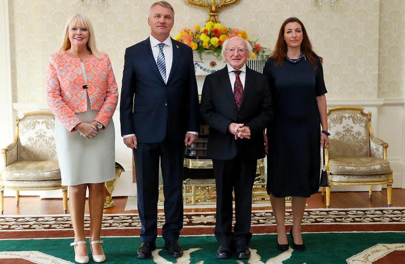 Akreditējas Latvijas vēstnieks Īrijā Jānis Sīlis