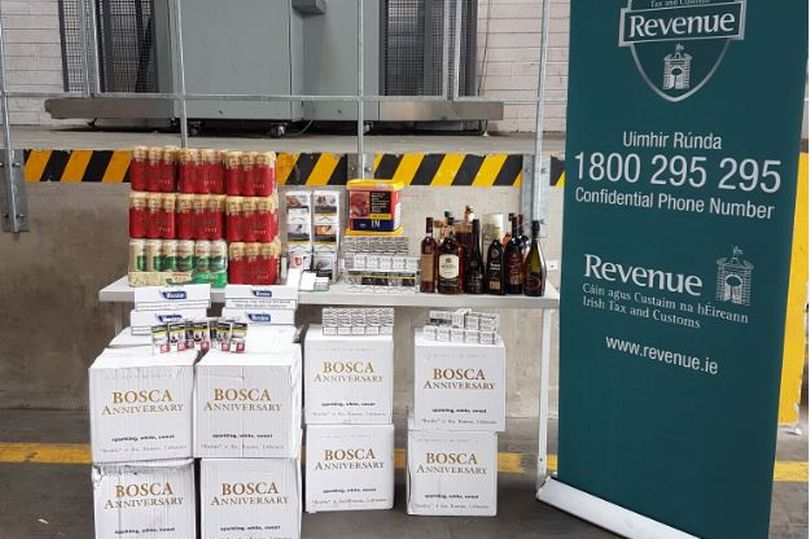Dublinas ostā latvietim konfiscē kontrabandas preces