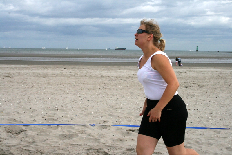 Pludmales volejbolisti sāk cīņu par King & Queen of the Beach tituliem