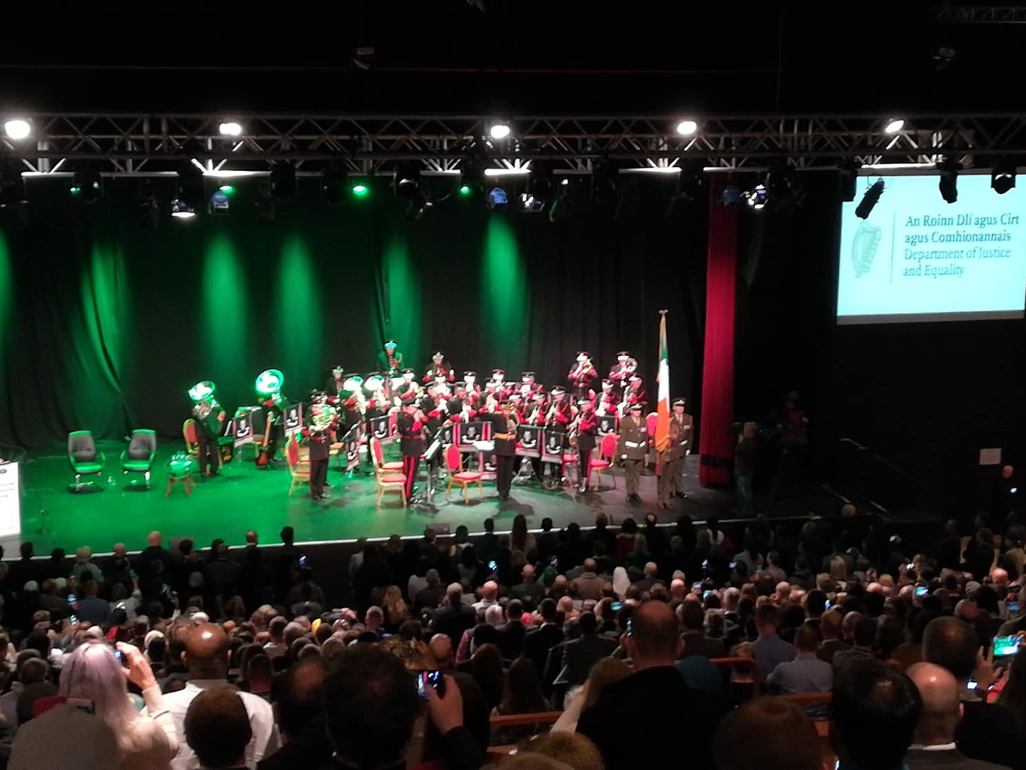 Svinīgā ceremonijā Īrijas pilsonību saņem 113 ieceļotāji no Latvijas