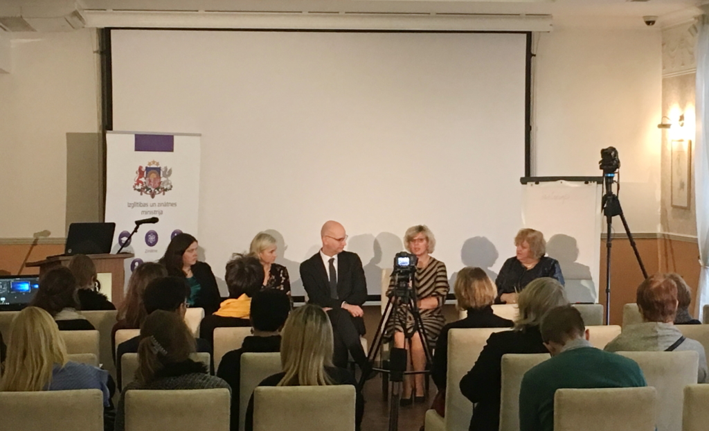 Rīgā notiek diasporas izglītotāju seminārs