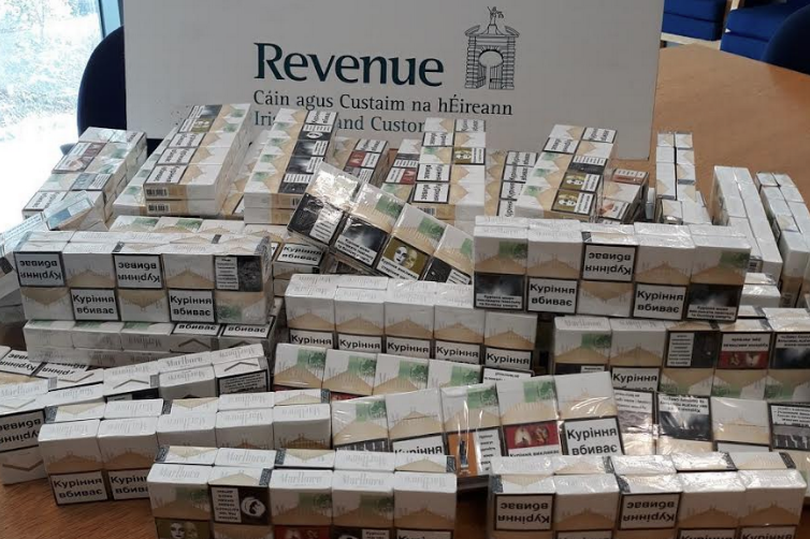 Latvijas valstspiederīgajam konfiscētas kontrabandas cigaretes
