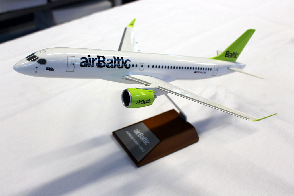 Ne visām airBaltic biļetēm ir iespējama vārda maiņa
