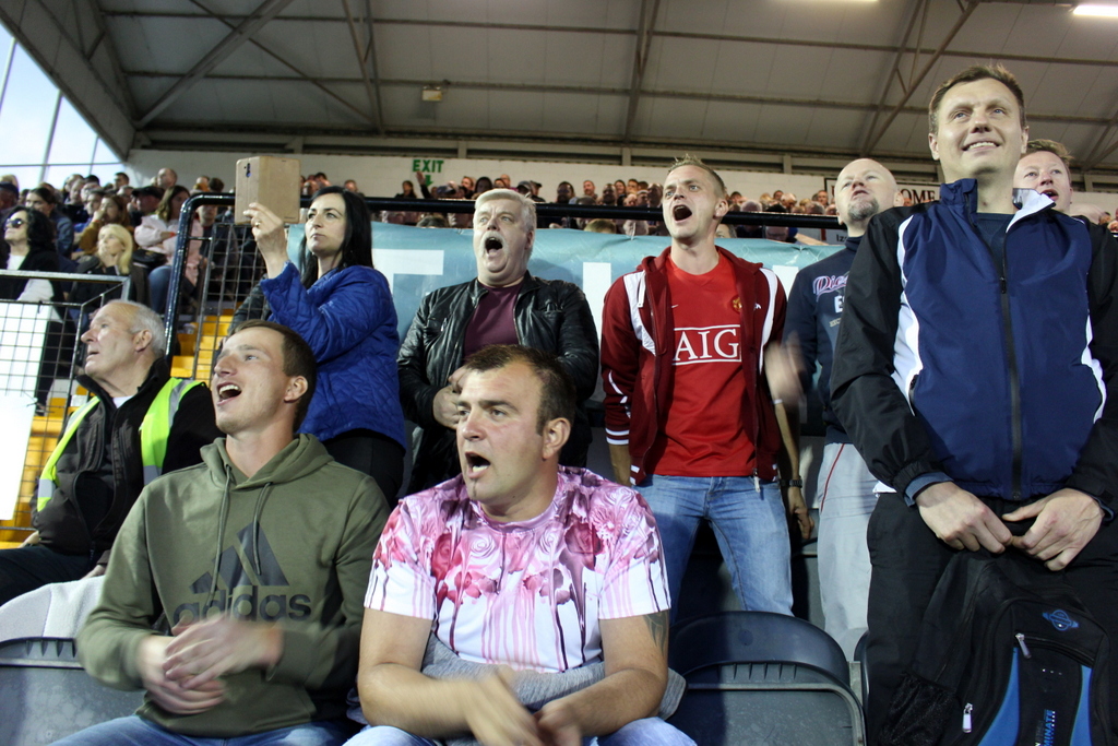 Neskatoties uz aizliegumu ienest bungas, “Riga” FC fani bija dzirdami