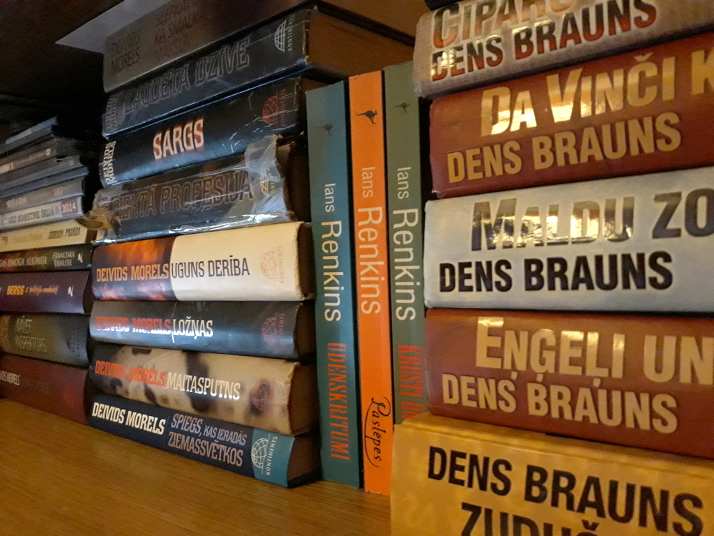 Tulovas bibliotēkā atklās latviešu grāmatu plauktu
