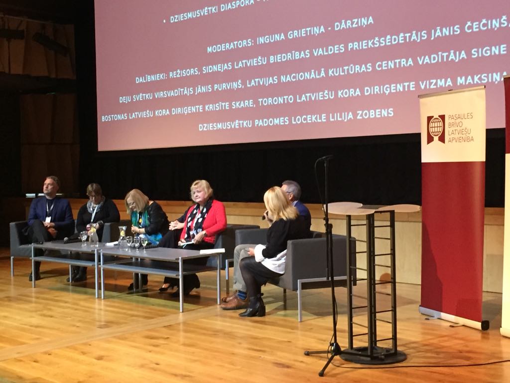 Cēsīs tiekas Latvijas un diasporas kultūras jomas pārstāvji
