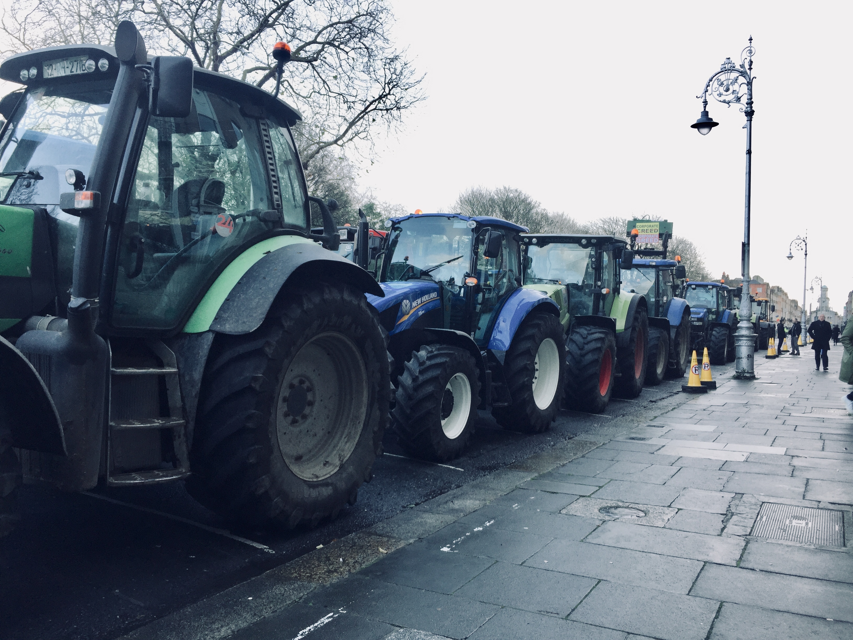 Dublinas centrā turpinās lauksaimnieku protesti