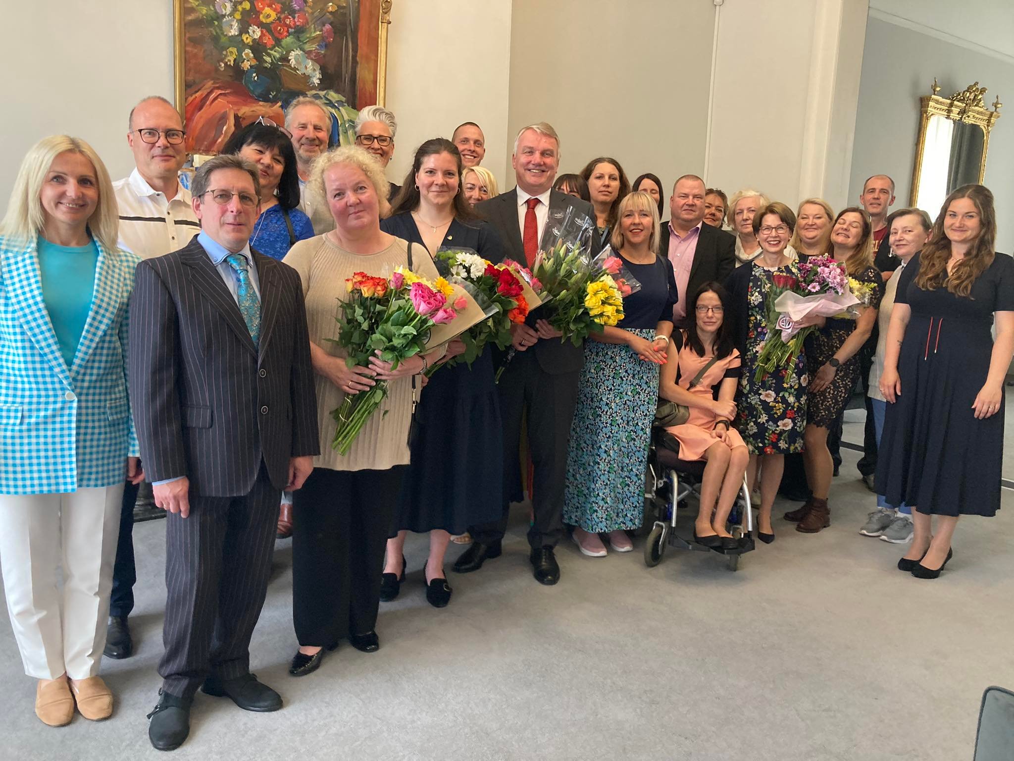 Sirsnīgā pasākumā diplomāti atvadās no tautiešiem