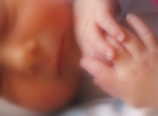 Apmaksātais vecāku atvaļinājums pagarināts par 2 nedēļām